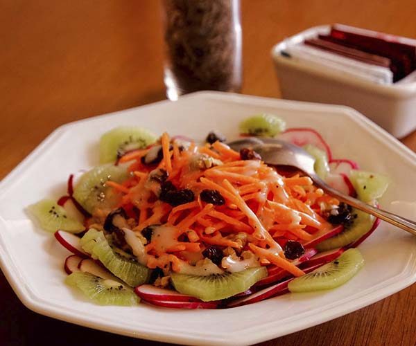 Salada de Kiwi com Rabanete
